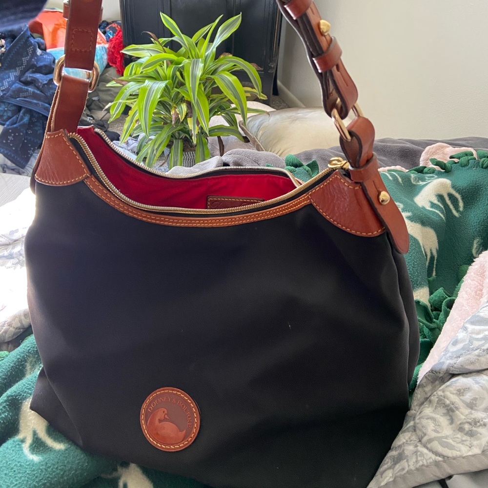 Dooney & Bourke Purse
